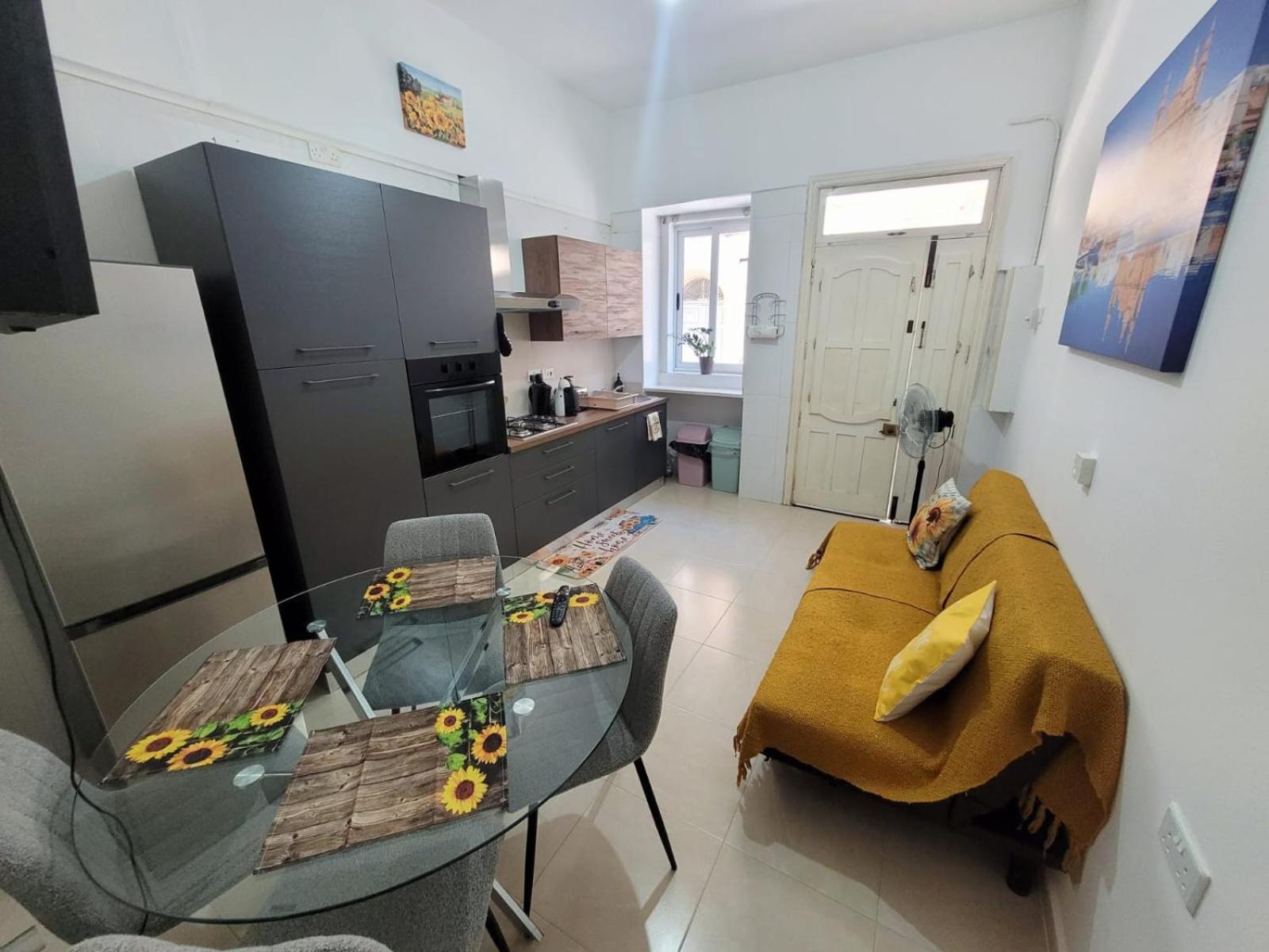 شقة Sunflower Maltese House In سليمة